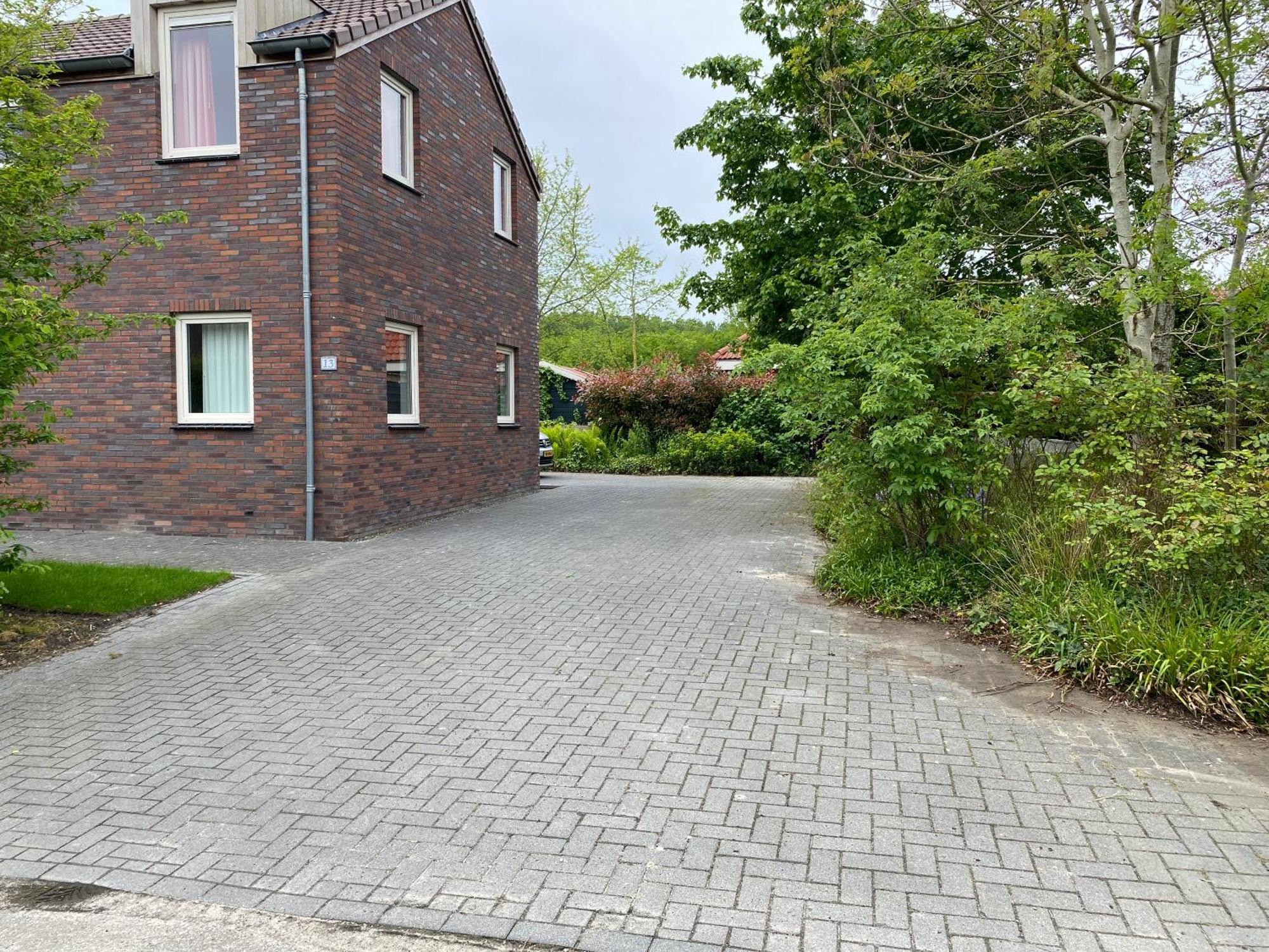 Villa Riverside Met Hottub, Eigen Aanlegsteiger, Zwemtrap, Trampoline En Kano'S Zeewolde Exterior foto